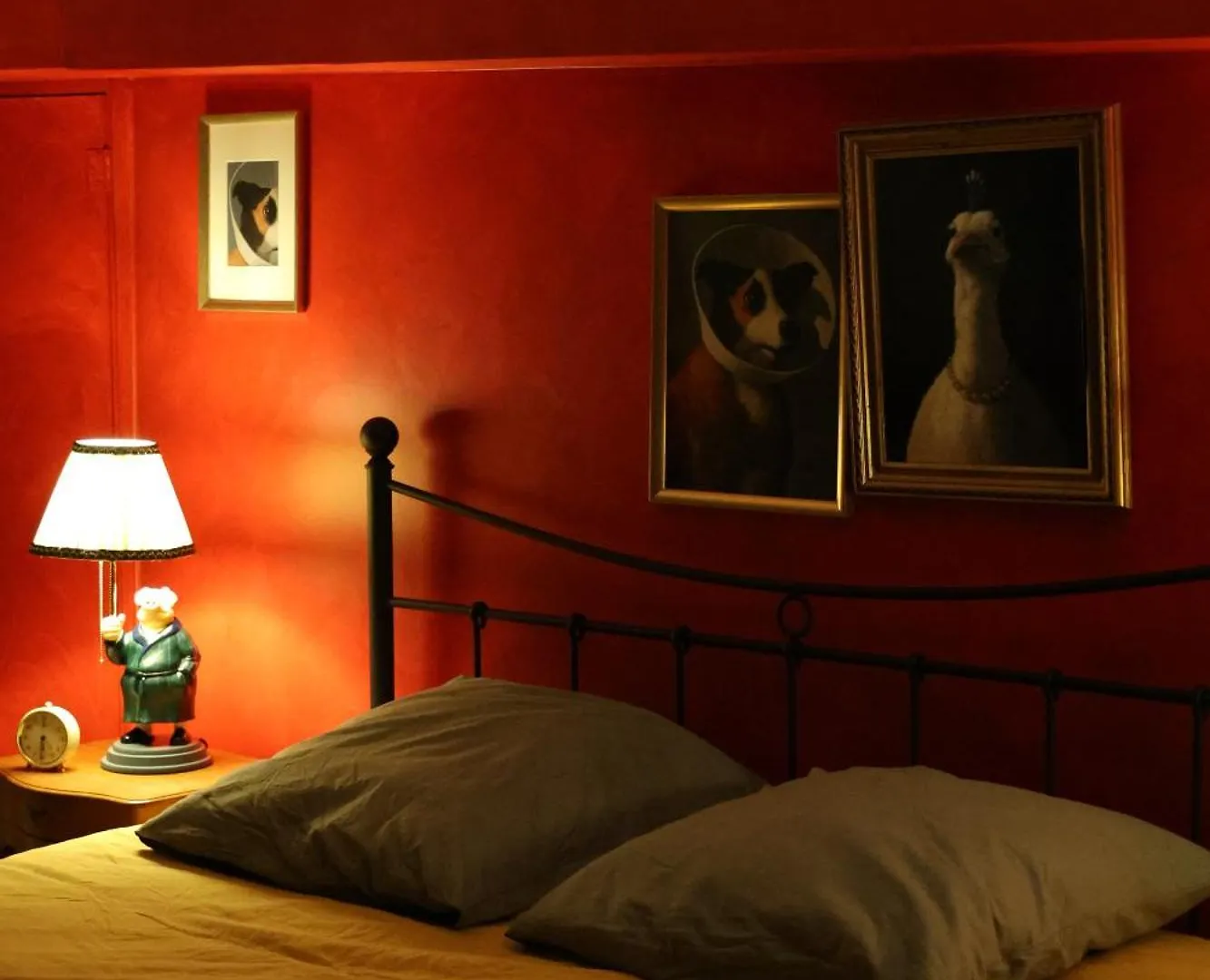 Amelie In Paris Apartment