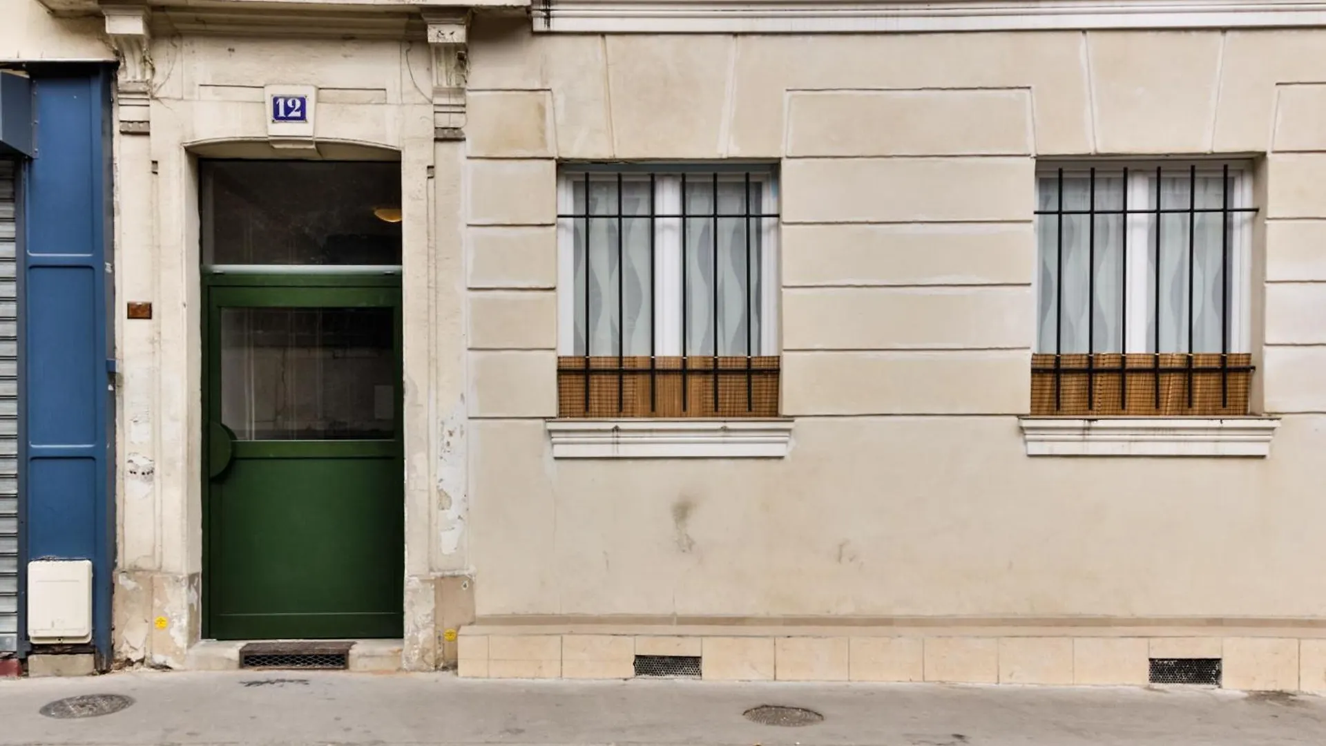 Amelie In Paris Apartment